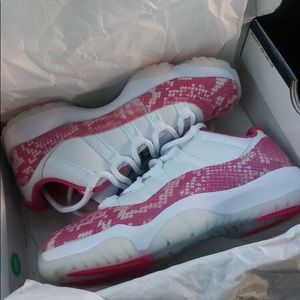 jordan snake skin